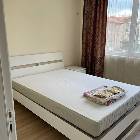 Apartament Burgas, Sarafovo 2 Bedrooms And Living